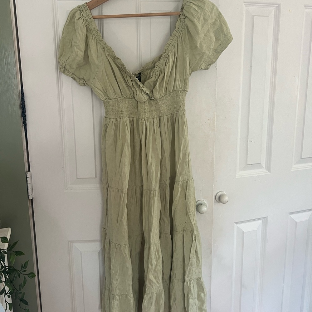 Forever 21 green maxi dress